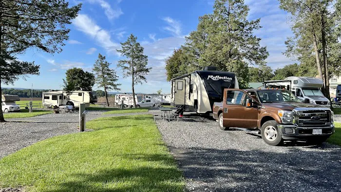 Pine Hill RV Park Picture 10
