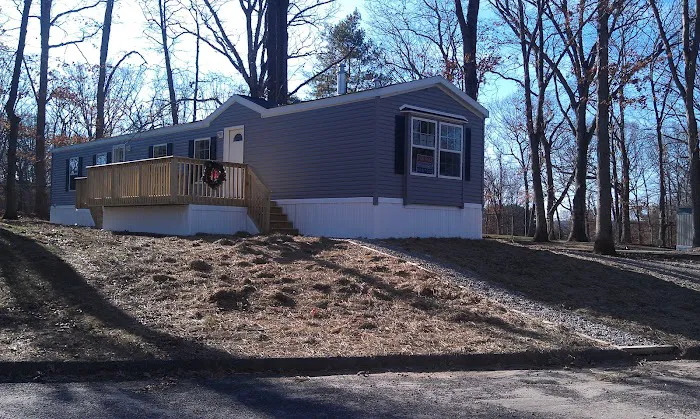 Country Club Estates Picture 2