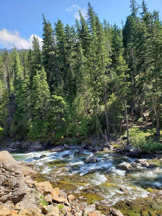 Chatter Creek Campground Picture 2