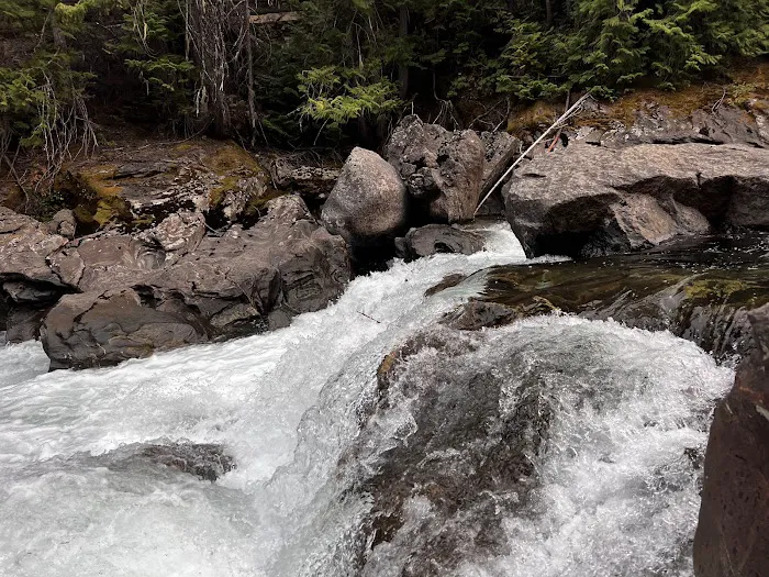 Chatter Creek Campground Picture 7