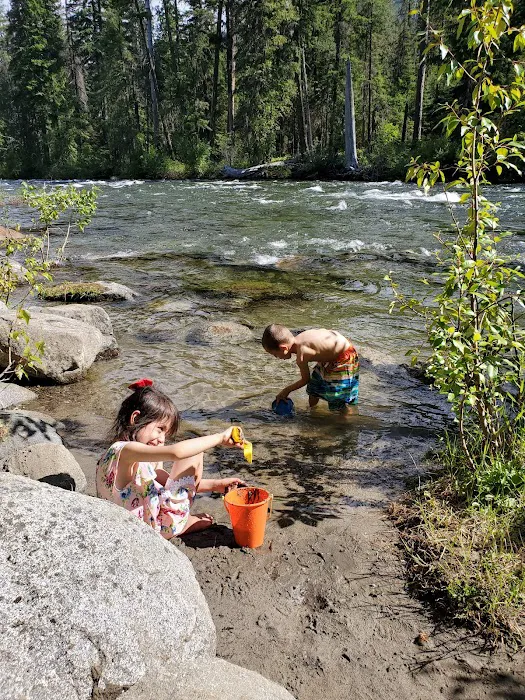 Upper Johnny Creek Campground Picture 5