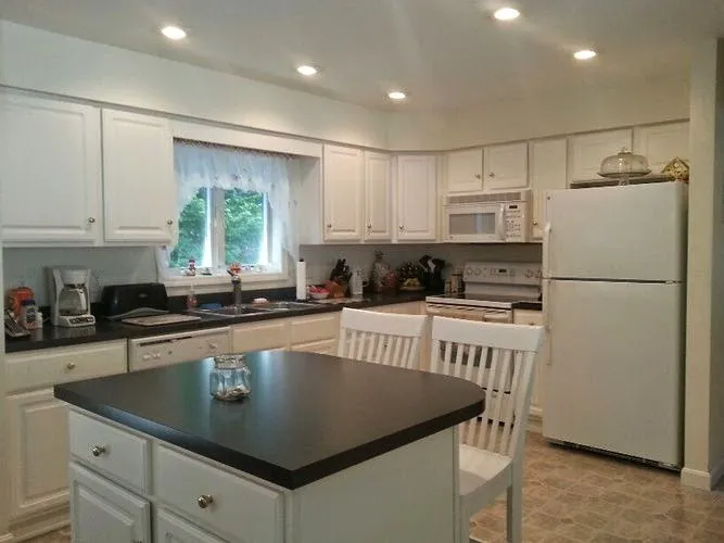 Laurel Heights Picture 3