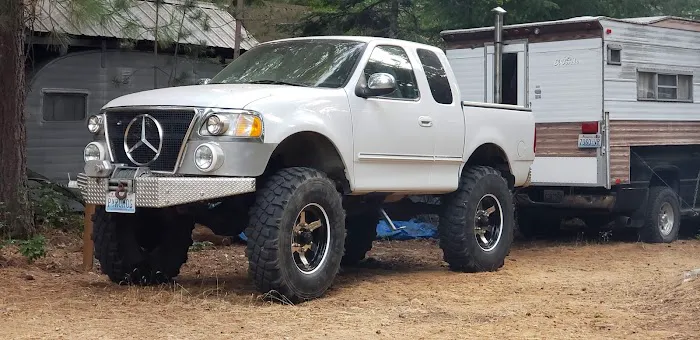 Mountain River Trails Camping Picture 7