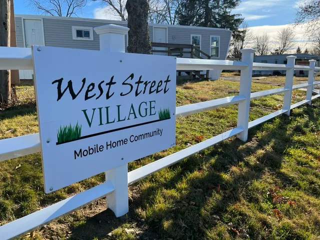 West Street Village Mobile Home Community Picture 4