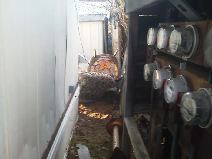 Hillside Valley Mobile Home Community Picture 3