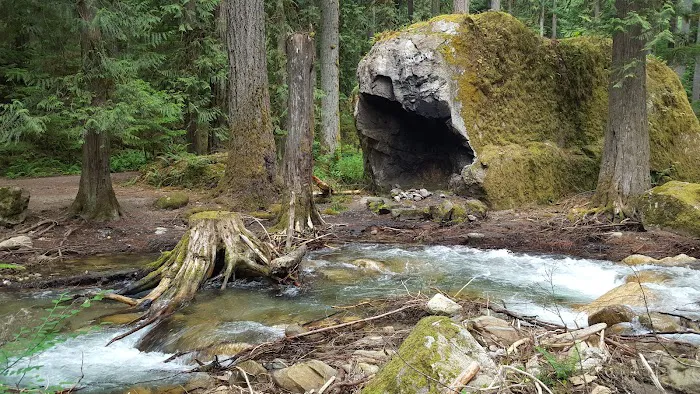 Buck Creek Campground Picture 6