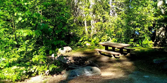Glacier View Campground Picture 2