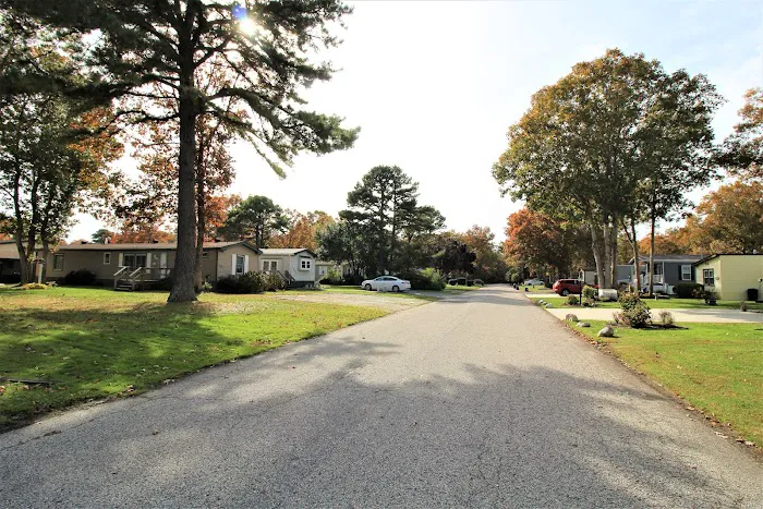 Oak Forest Mobile Home Park Picture 2