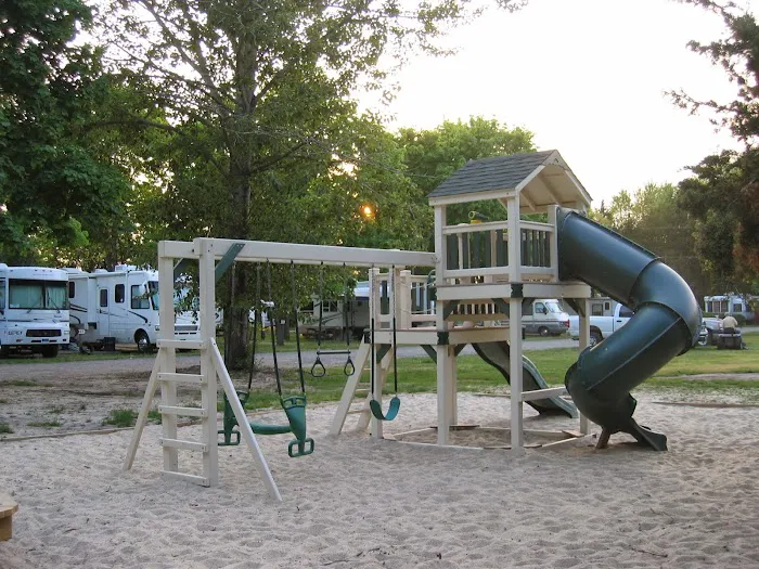 Pomona RV Park & Campground Picture 1