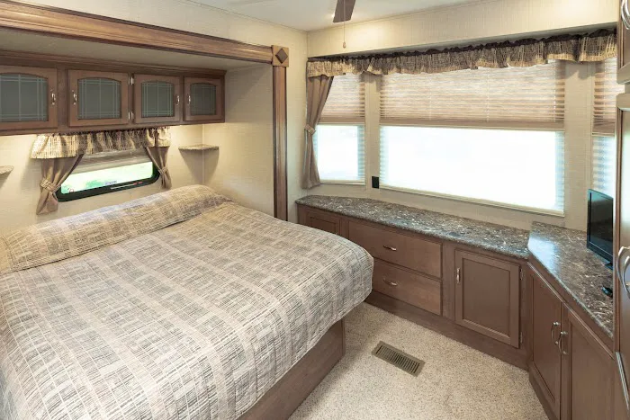 Sun Outdoors Mystic Picture 2