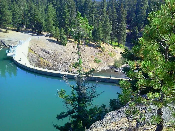 Unimproved Clear Lake North Group Campground Picture 4