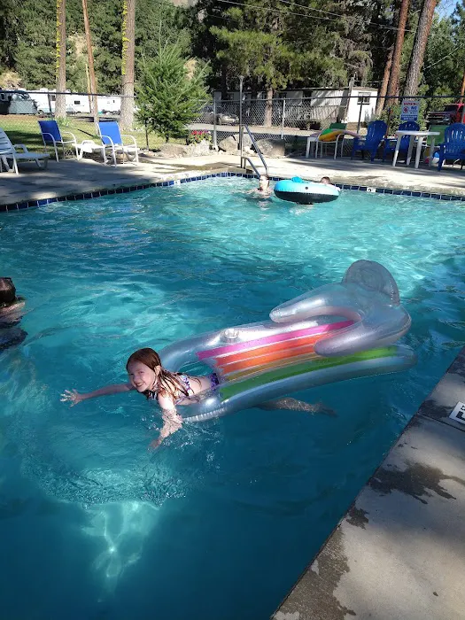Squaw Rock RV Resort & Campground Picture 1