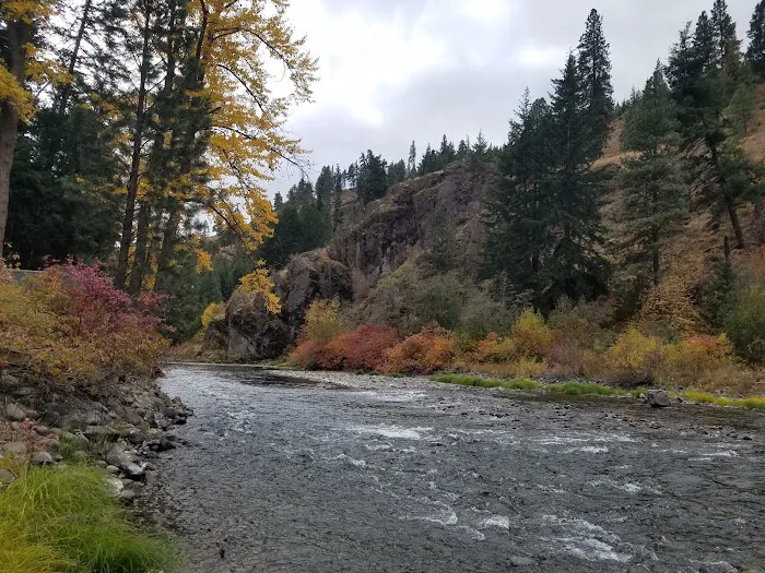 Squaw Rock RV Resort & Campground Picture 9