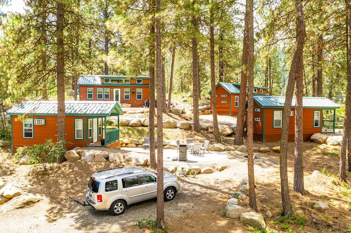 Leavenworth / Pine Village KOA Holiday Picture 10