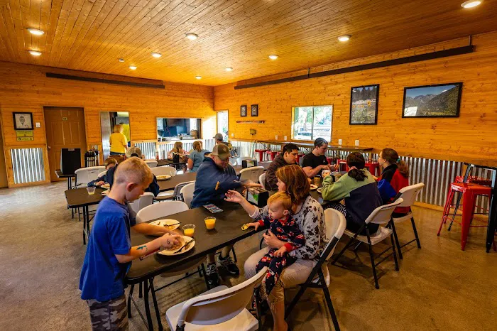 Leavenworth / Pine Village KOA Holiday Picture 8