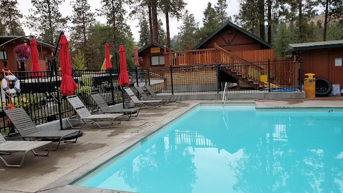 Leavenworth / Pine Village KOA Holiday Picture 7