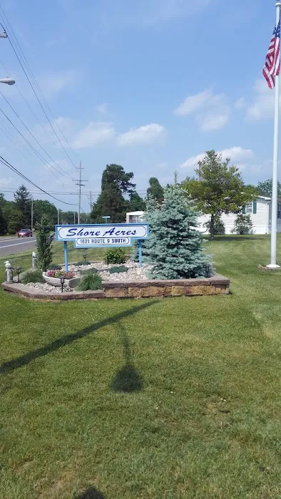 Shore Acres Mobile Home Park Picture 4