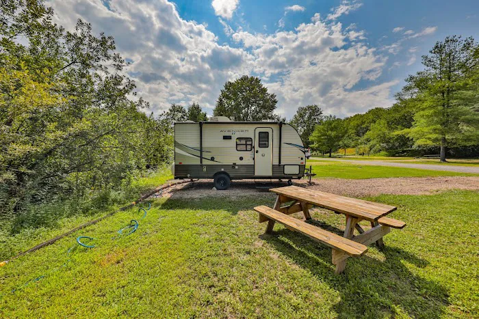 Pocono Point RV & Campground Picture 7