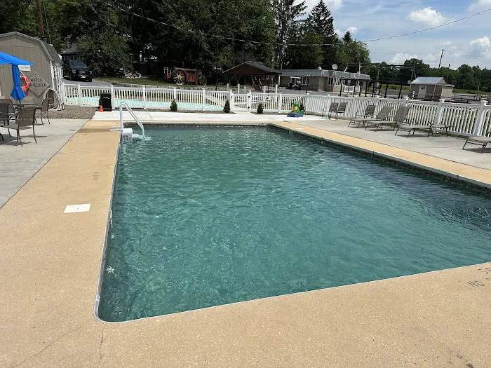 Dutch Valley RV Park Picture 5