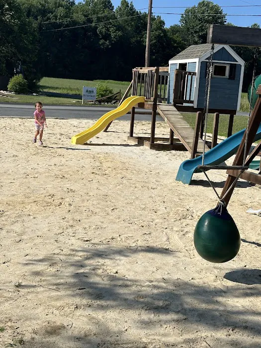 Dutch Valley RV Park Picture 8