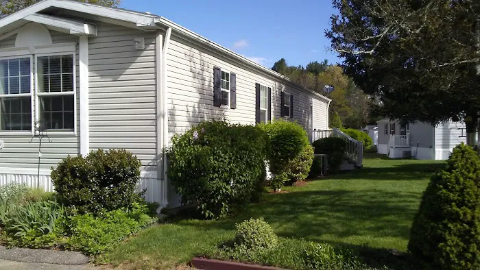Kingstown Park Mobile Home & Sales Picture 5