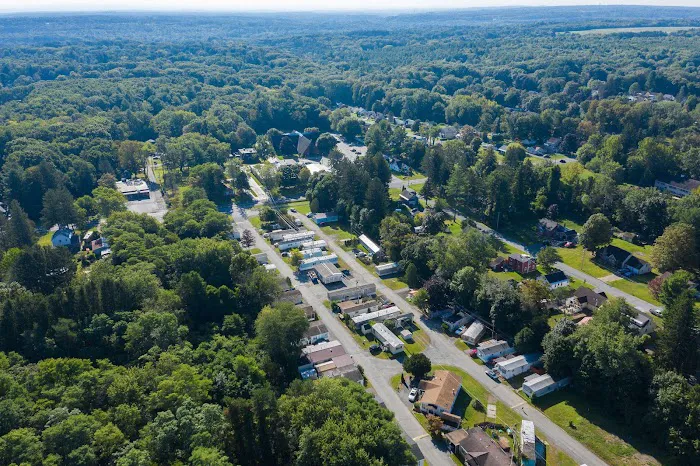 Glenville Manor Estates Picture 4