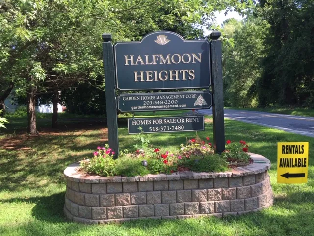 Halfmoon Heights Community Picture 2