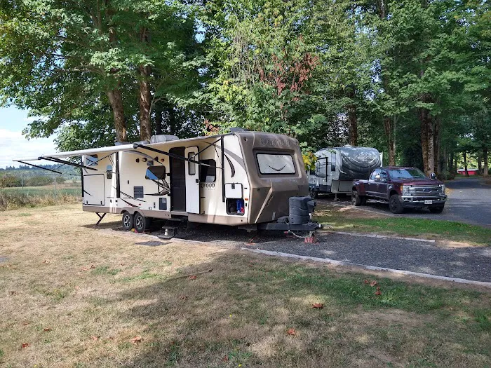 Kemp Olson Memorial Park Campground RV Park Picture 2