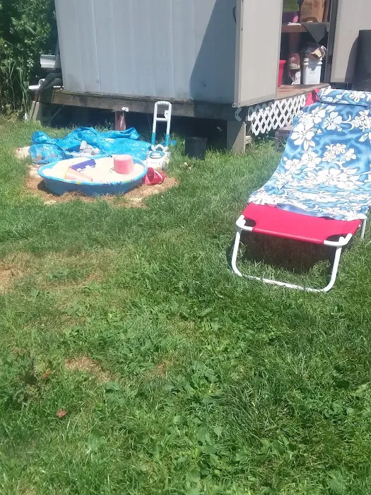 Cedar Springs Mobile Home Park Picture 5