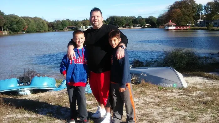 Garden Lake Park & Sales Picture 1