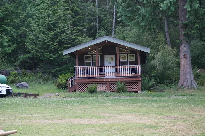 Cornet Bay Resident Group Camp Picture 10