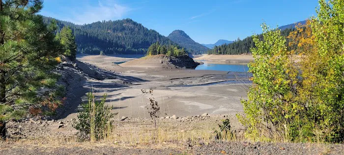 Saratoga Hills Manufactured Home Community Picture 3