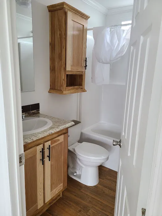 Grande Woods South Manufactured Home Community Picture 7