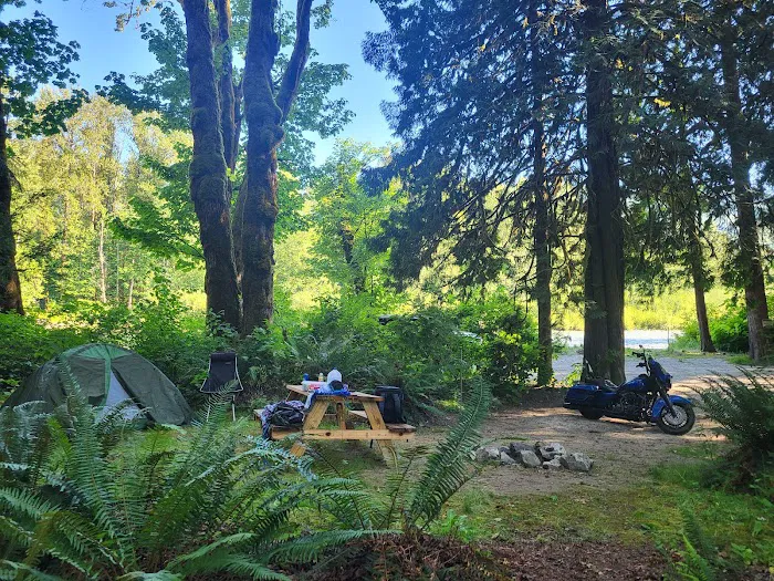 Cascade Wagon Road Campground Picture 3