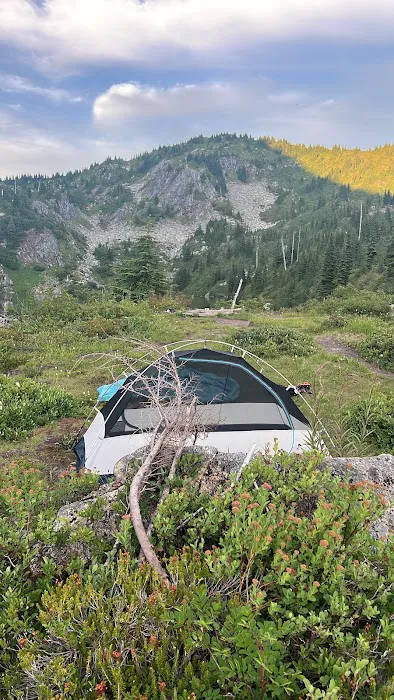 Monogram Lake Campground Picture 2