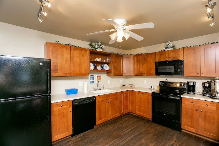 Pinewood Estates Manufactured Home Community Picture 10