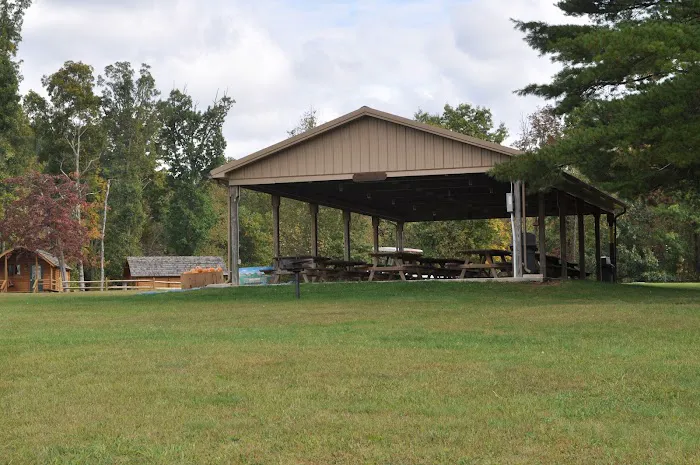 Twin Grove RV Resort & Cottages Picture 6