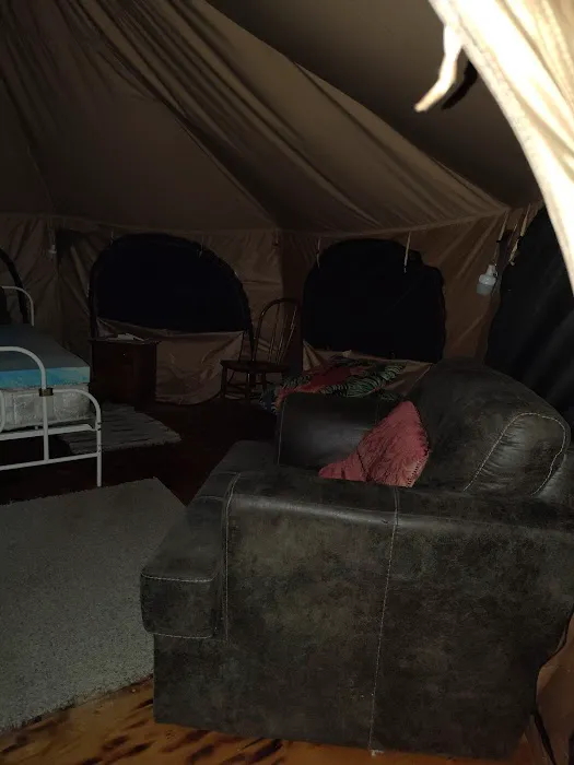 Rock Bottom Campsites Picture 8