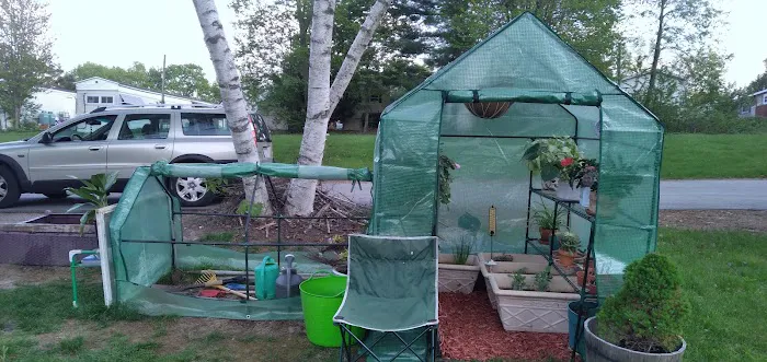 Suburban Village Mobile Home Park Picture 2