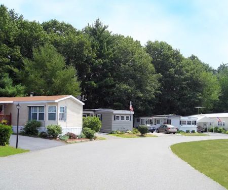 Chelmsford Commons Manufactured Home Community