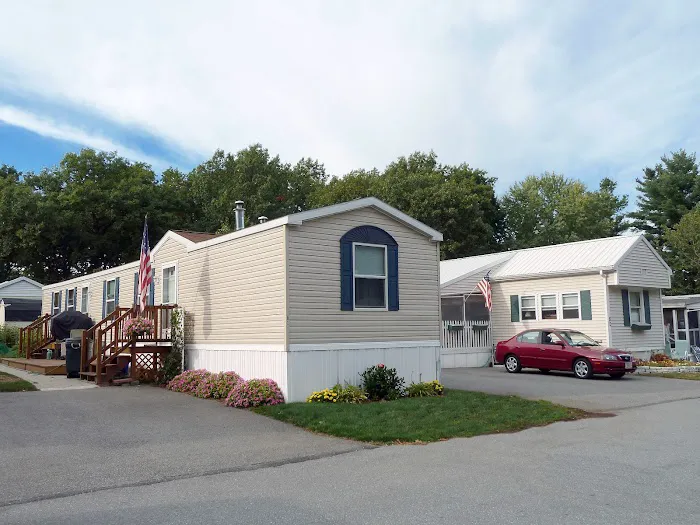 Chelmsford Commons Manufactured Home Community Picture 10