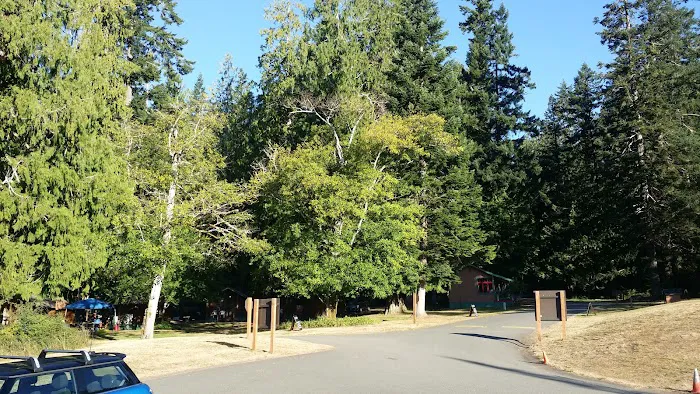 Log Cabin Resort-Campground Picture 6