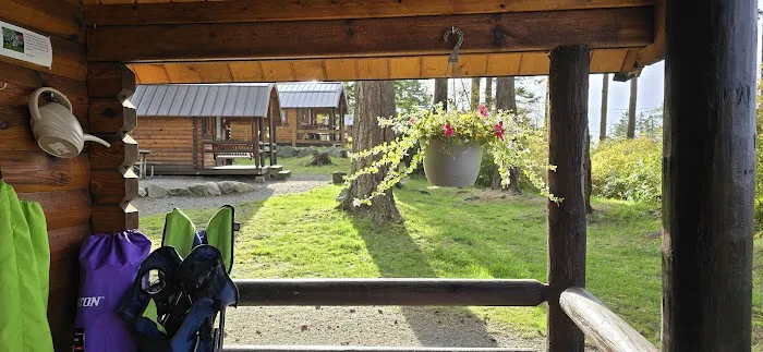 Cabins Picture 8
