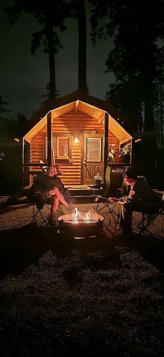 Cabins Picture 5