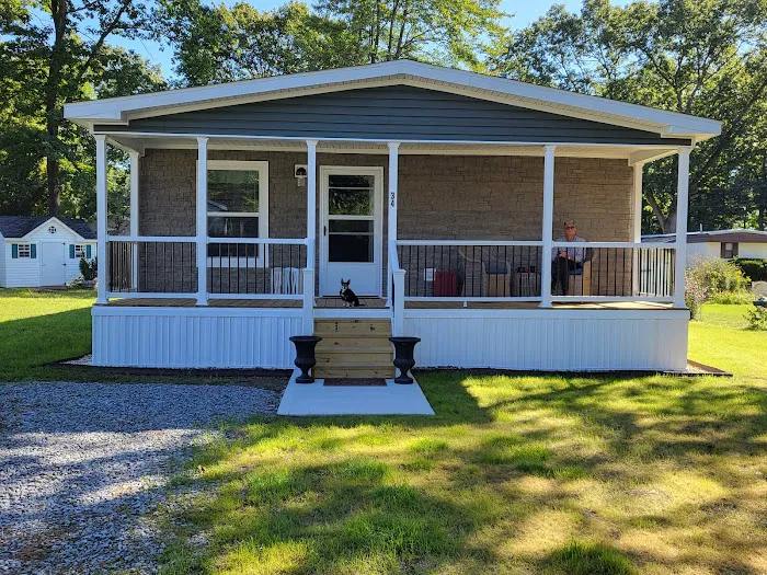 Loughberry Mobile Home Park Picture 3