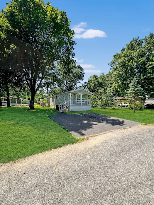 Loughberry Mobile Home Park Picture 6