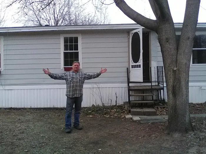 Pyramid Pines Mobile Home Park Picture 4