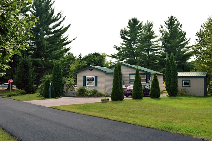 Birch Meadows Manufactured Home Community Picture 1