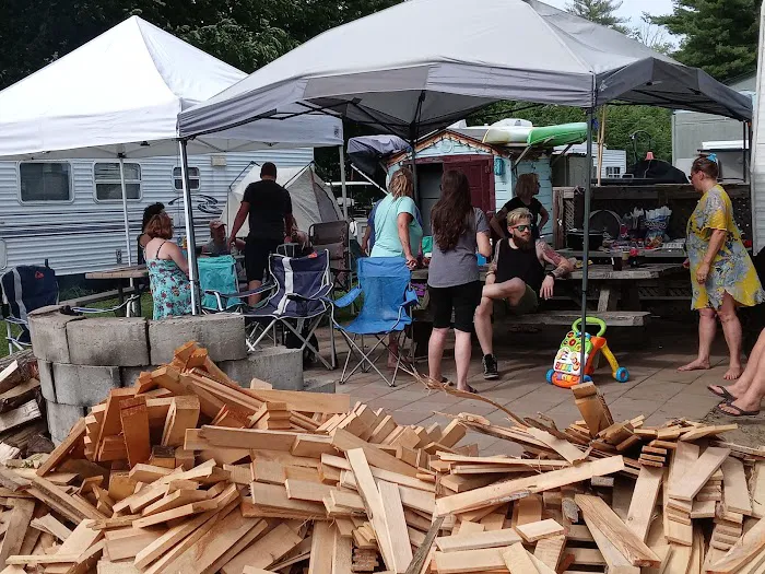 Silver Maple Trailer PARK Picture 6