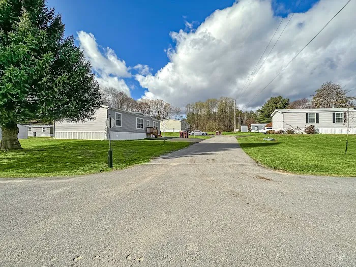 Hyspot Mobile Home Park Picture 4